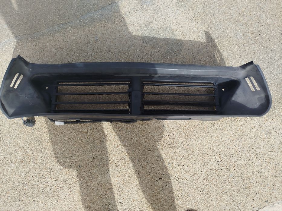 Vendo deflector de radiador Volvo V40