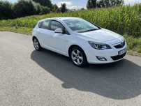 Opel Astra J Sport 1.4T 140KM LPG 2010’ 173000 Bixenon Alu17, PDC
