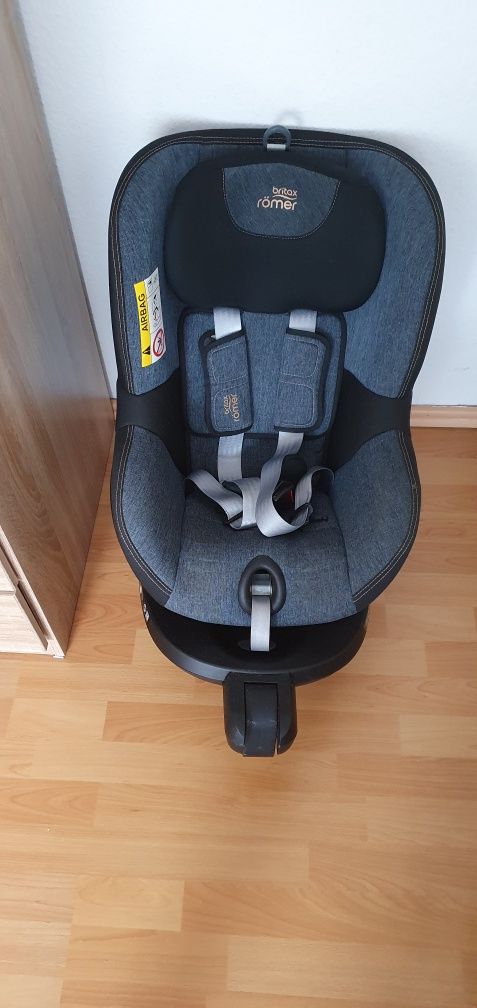 Fotelik 360 Britax Römer dualfix 2R Blue Marble 0-18kg