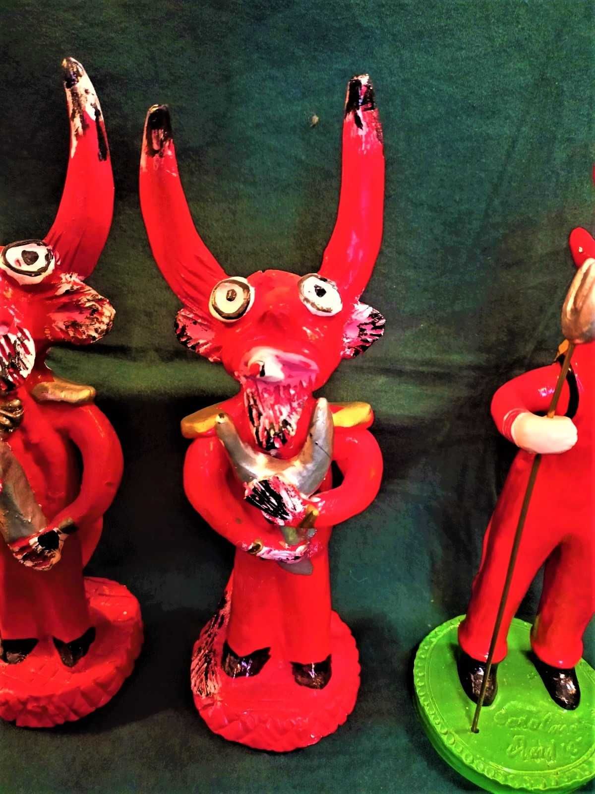 Figuras de Diabos