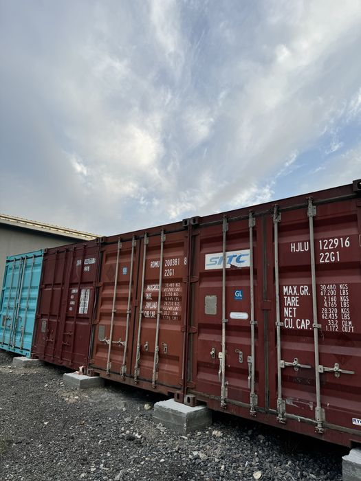 Оренда морських контейнкрів під склад на закритій території