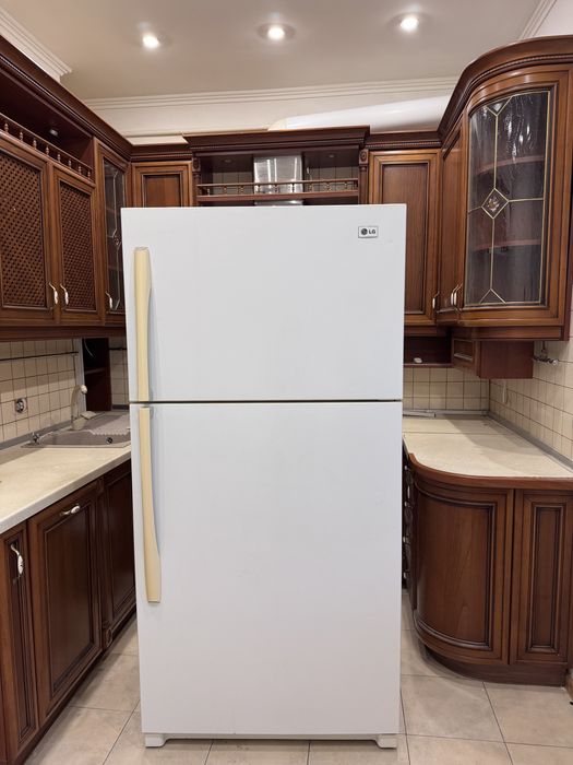 Lg GR-B652YVCA двухкамерний холодилтник no frost велигий широкий 545 л