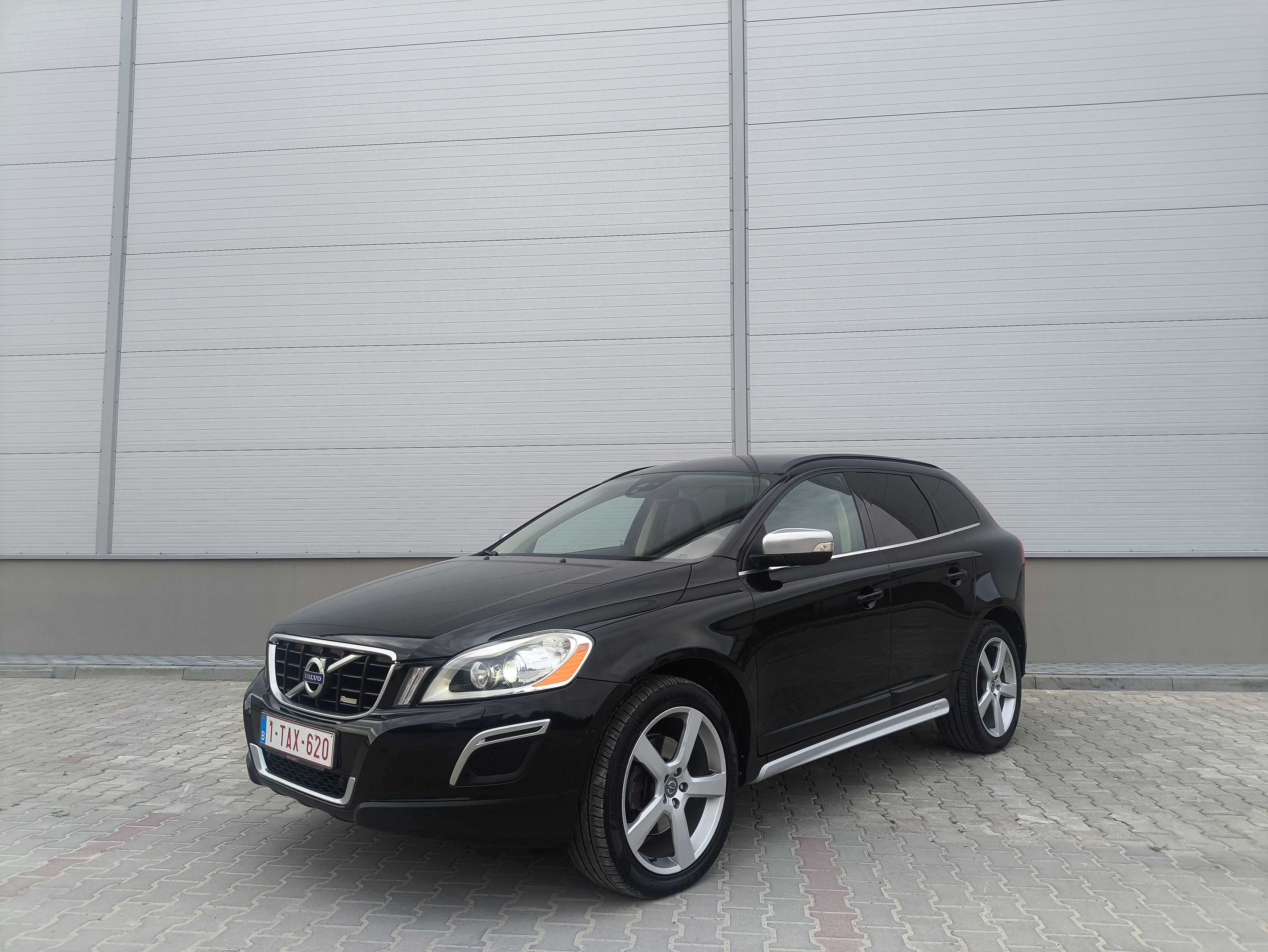 Volvo XC60 2.0D 163KM Automat**R-Design**Skóra**Xenon*Navi*2x kpl. kół