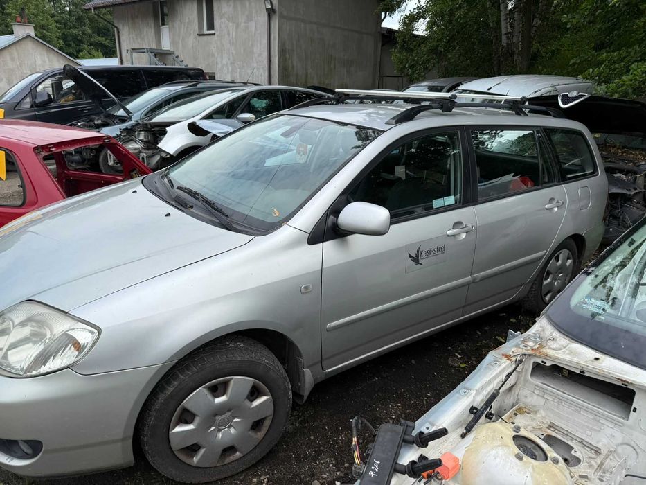 toyota corolla e12 kombi na części maska/błotnik/drzwi