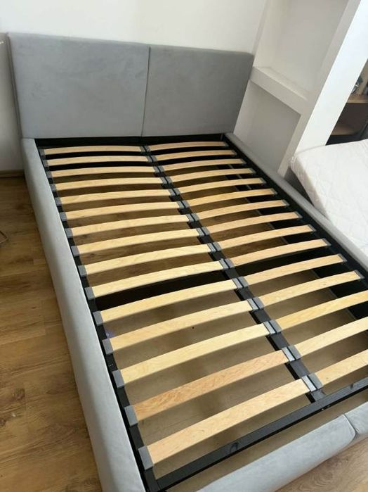 Łóżko 140x200 podnoszone, unoszone tapicerowane