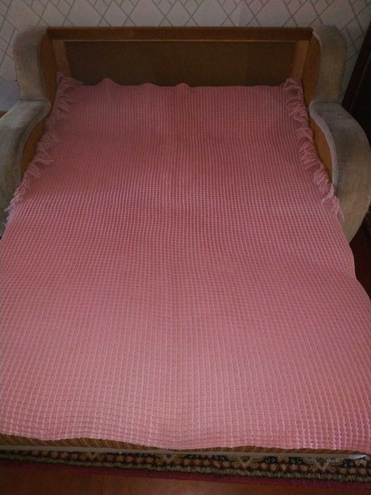 Якісний рожевий теплий вафельний плед Грецька вафля з китицями 170*210