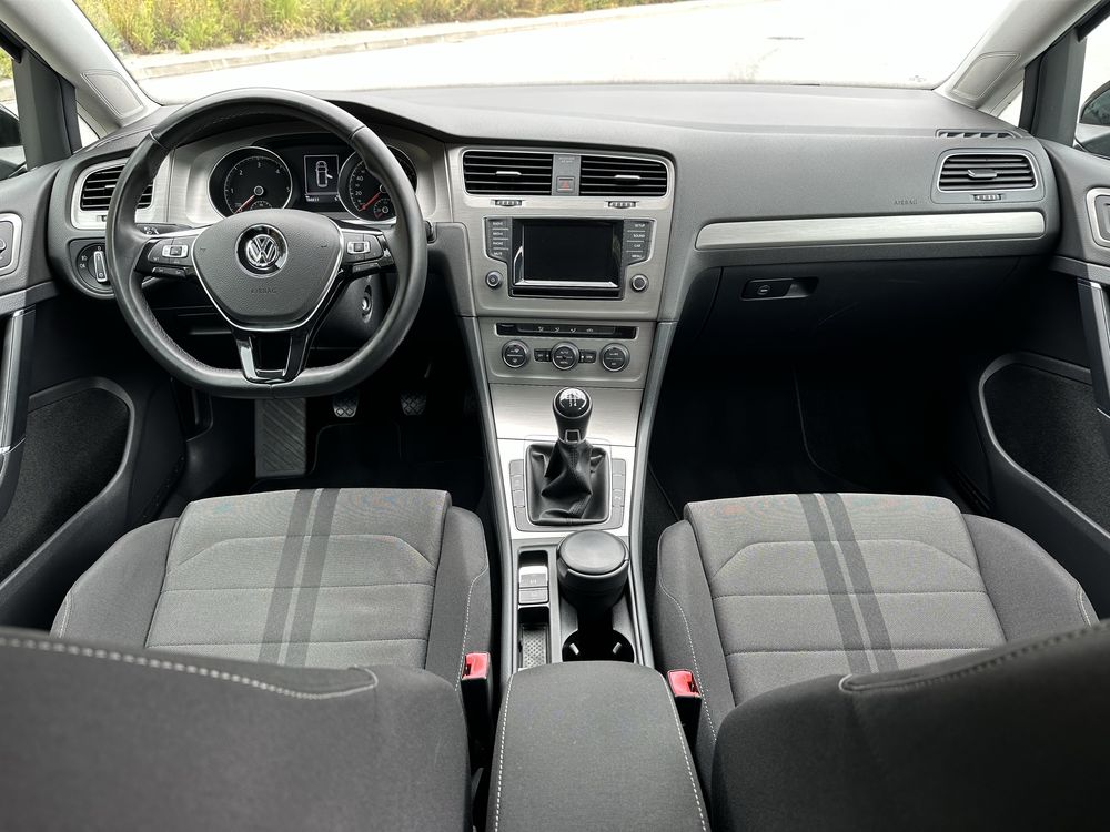 VW Golf Variant 1.6 TDI Nacional