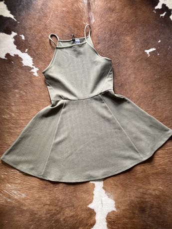 Sukienka, nowa, na ramiaczka w kolorze khaki rozmiar M marki H&M