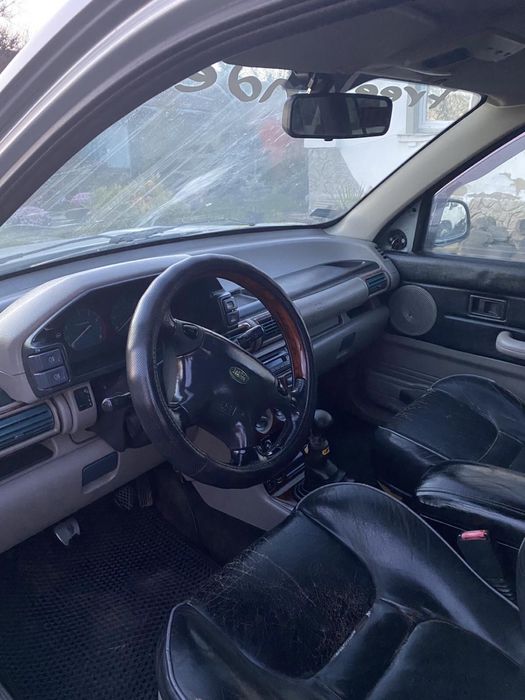 Ленд ровер продаж