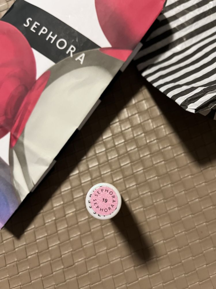 Pomadka brokatowa Sephora About tah shine. 19 różowa z refleksami