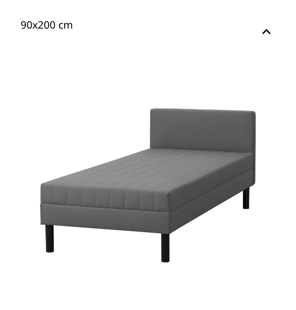 Tapicerowane łóżko z materacem Ikea