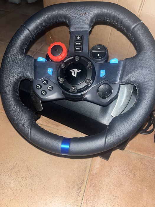 Volante e pedais logitech
