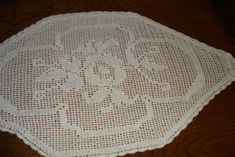 Piękna serweta szydełko 43x72