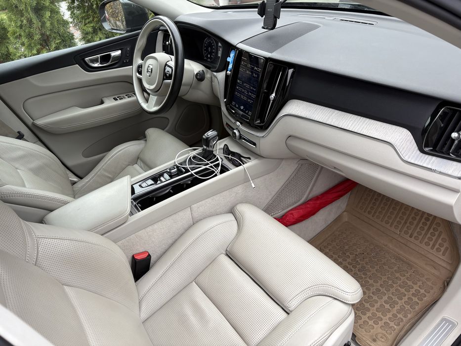 Volvo XC60 Inscription 2.0 D4 190 KM 1 właściciel w kraju