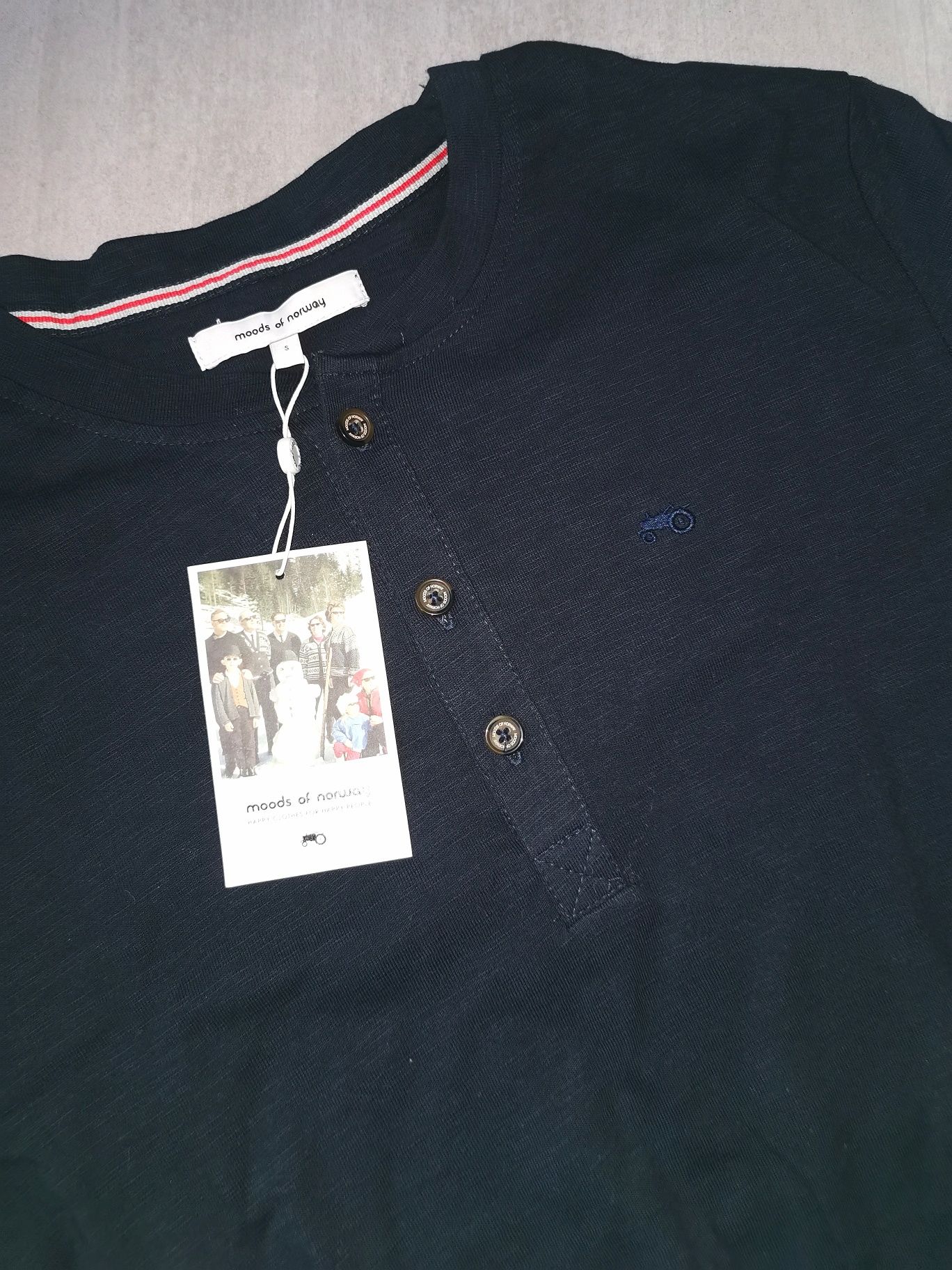 Moods of Norway r. S nowa granatowa koszulka longsleeve