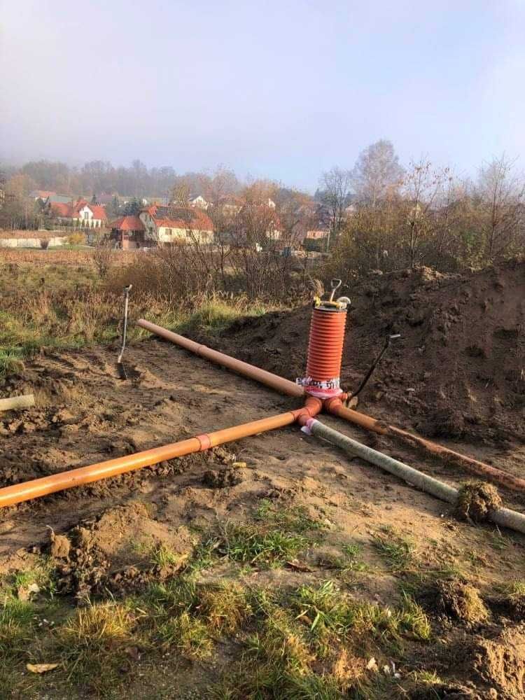 USŁUGI MINIKOPARKA Utwardzanie podjazdu Układanie kostki brukowej ażur