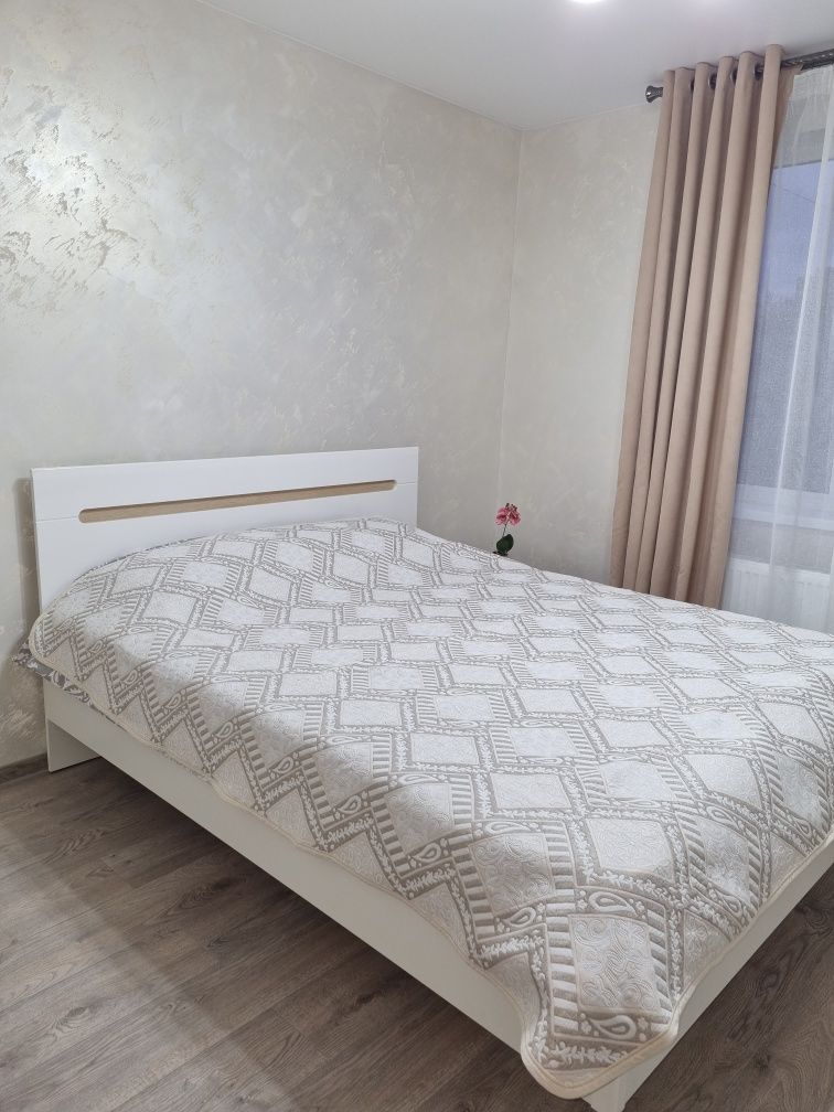 2 ком.квартира , Дом Офицеров, фонтан "Roshen "