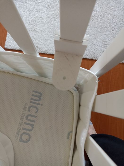 Cama de grades micuna
