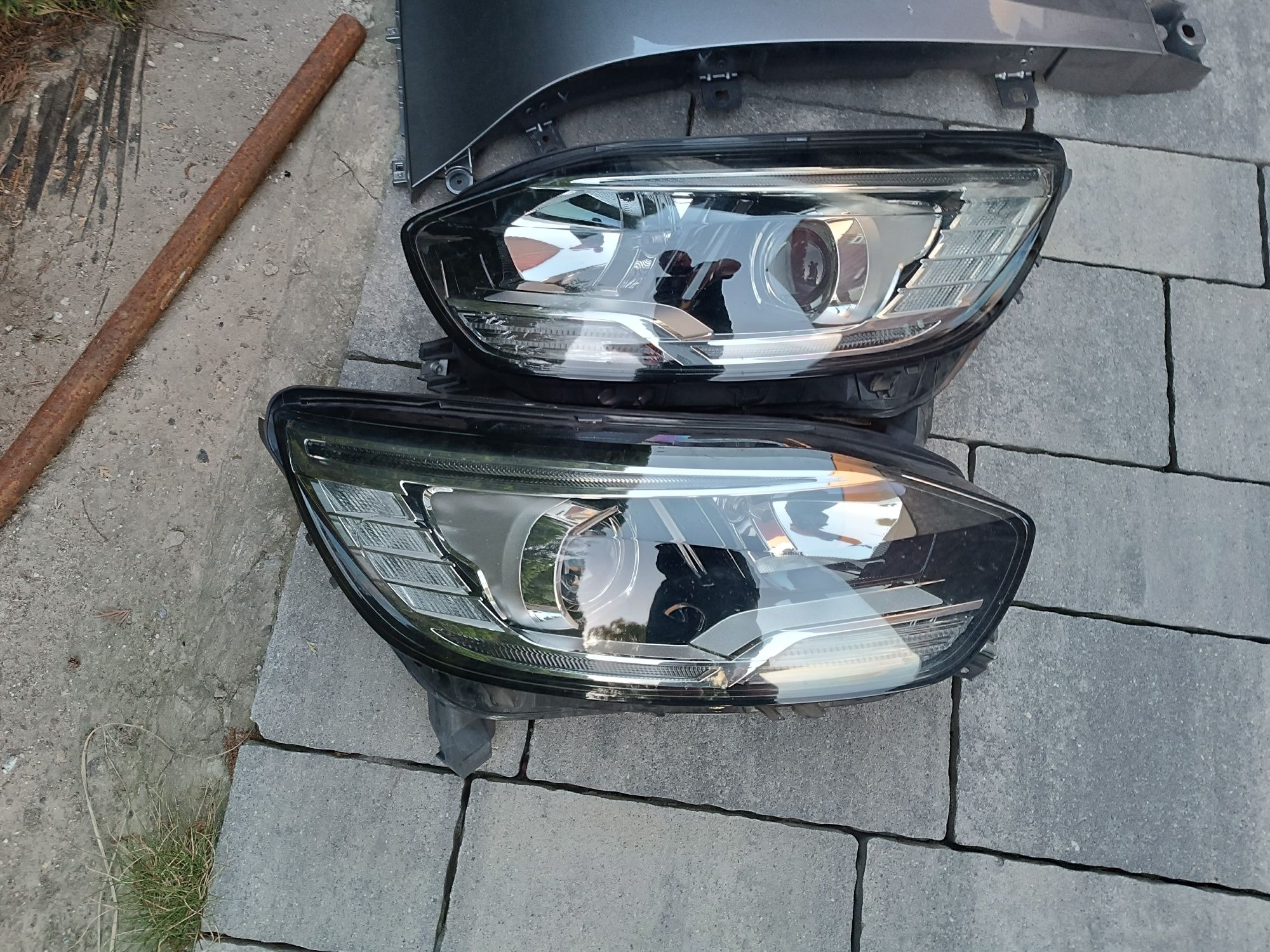 Sprzedam do renault scenic IV lampa stan idealny nie naprawiana