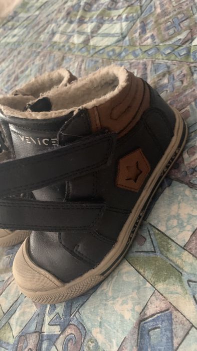 Botas com pelo 28 Venicd