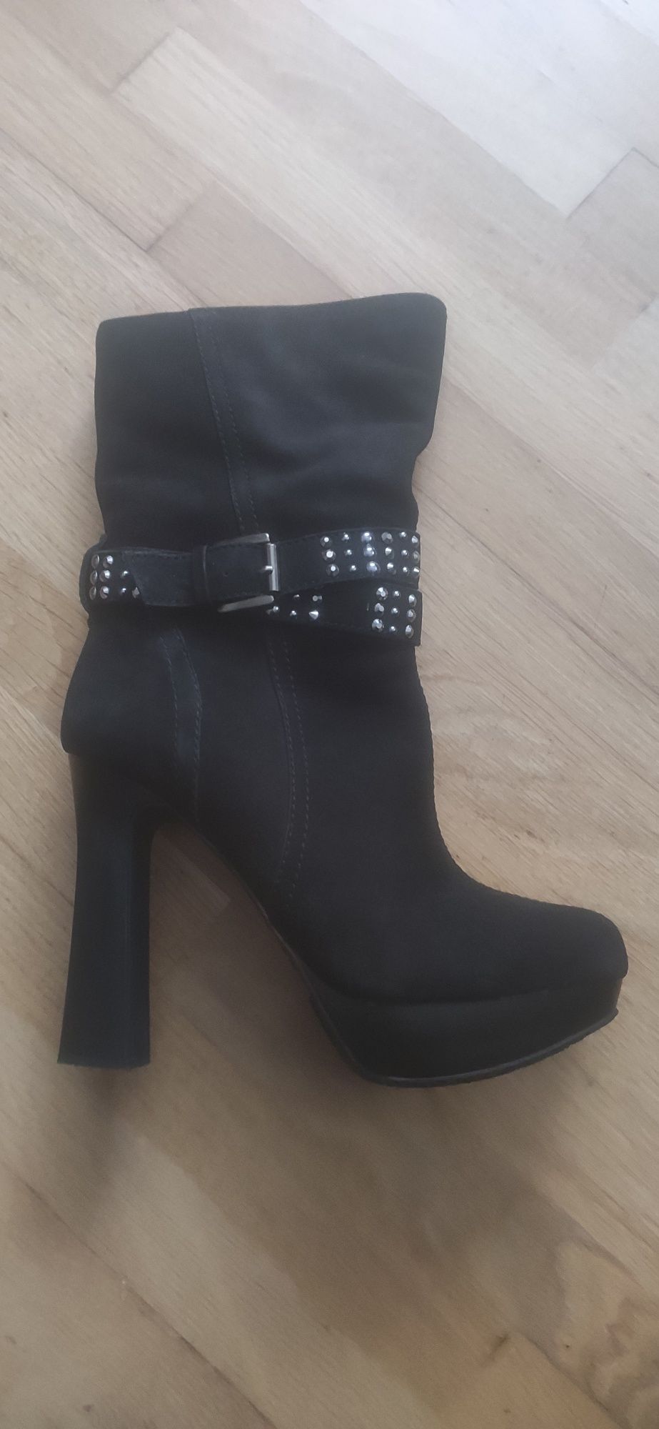 Черевики жіночі Carnaby 37р TJ Collection Chester