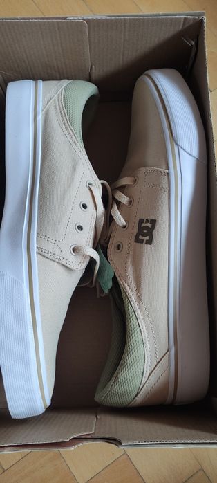 Nowe buty DC Shoes Trase TX w rozmiarze 46 długość 30cm