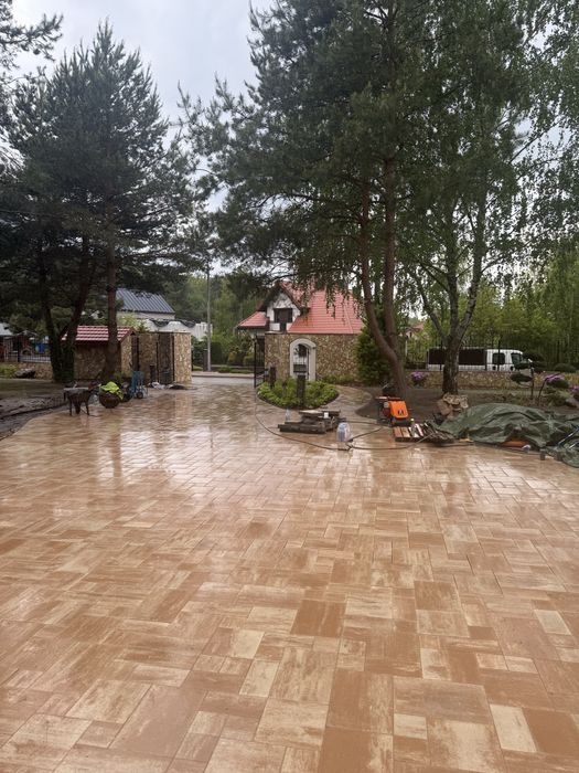 Ukladanie kostki brukowej