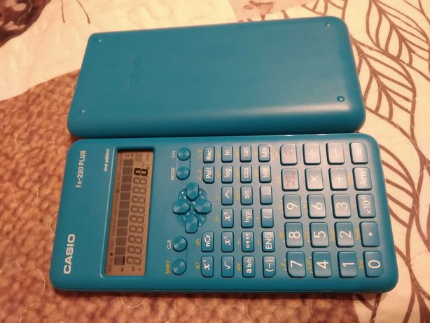 Kalkulator naukowy Casio FX-220 plus stan.bardzo dobry mało używany