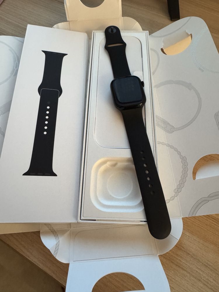 Aplle Watch 10. 42 mm.