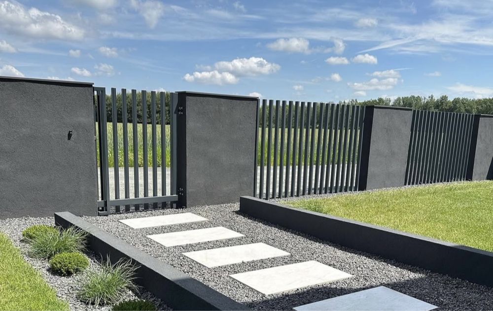 Nowoczesne ogrodzenia - grzebieniowe palisadowe żaluzjowe
