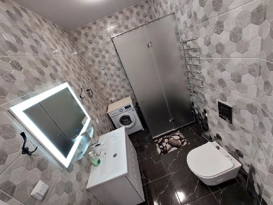 Почасово ,Подобово квартира з гарним ремонтом