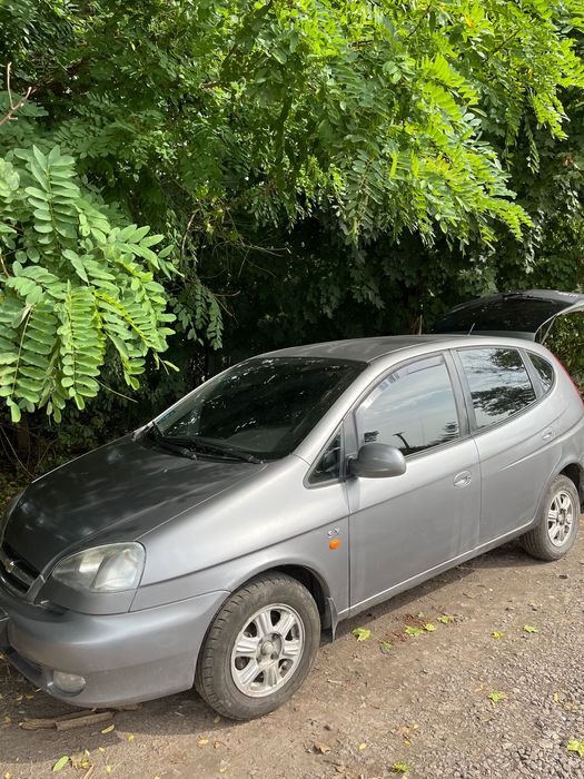 Продається Шевроле такума