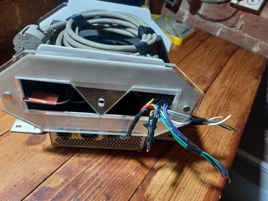Автомагнітола Kenwood KMM-BT304