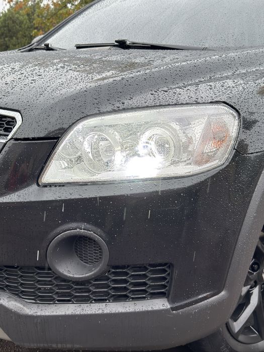 Chevrolet Captiva black c100