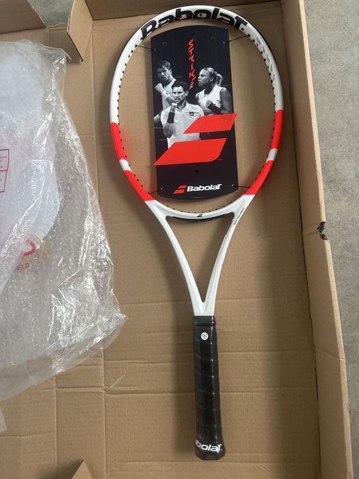 Babolat Pure Strike Gen 4 – Najnowszy model 16x20, Rączka 3