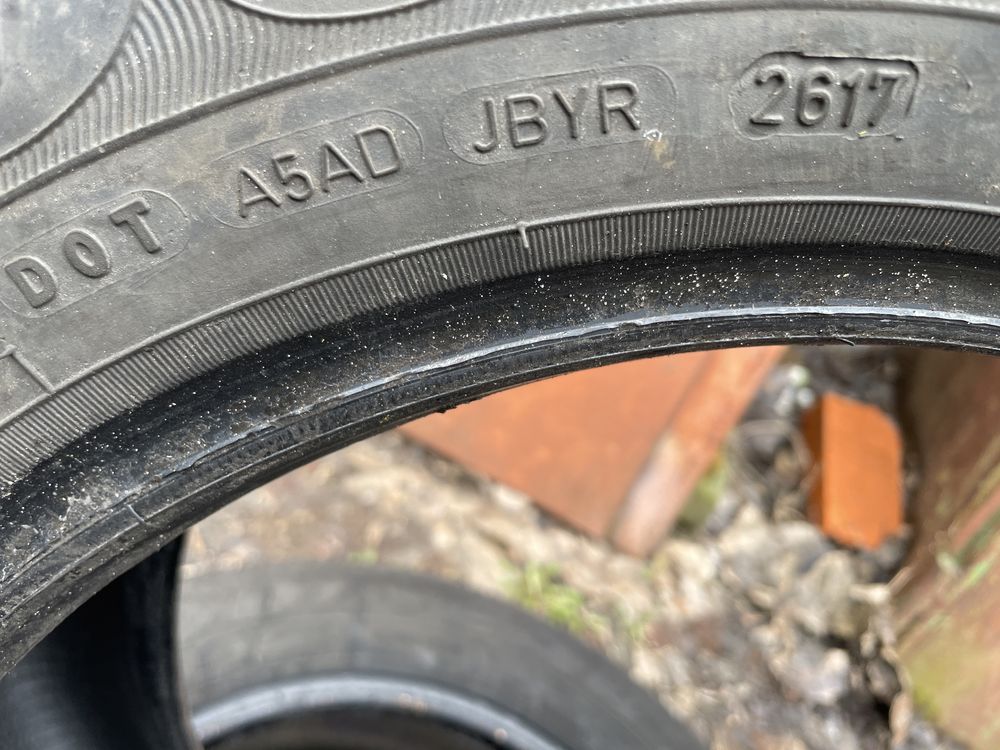 Продам летнюю резину  Goodyear GT3 185/65R15