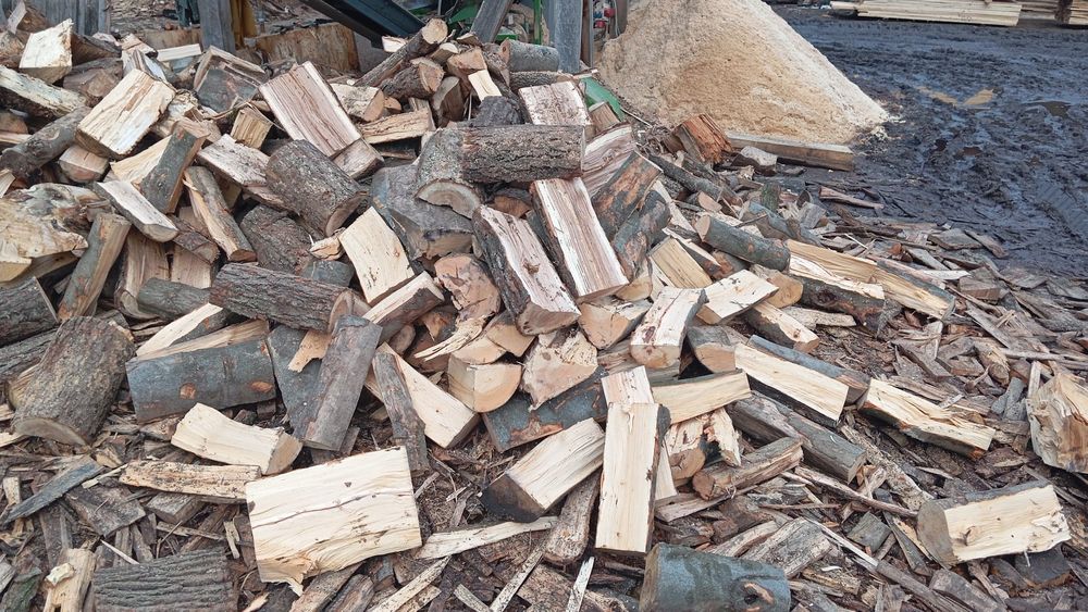 Drewno kominkowe buk, jesion, dąb