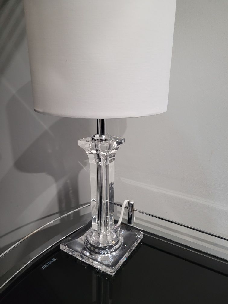 Lampa stołowa nocna z białym kloszem