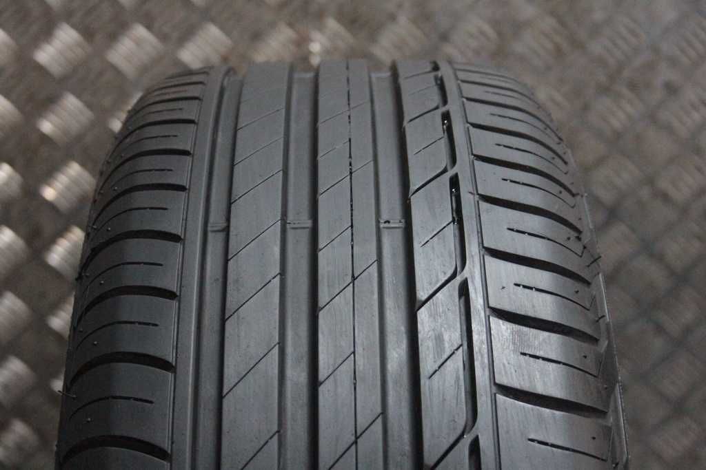 215/60/16 Bridgestone Turanza T001 215/60 R16 99V