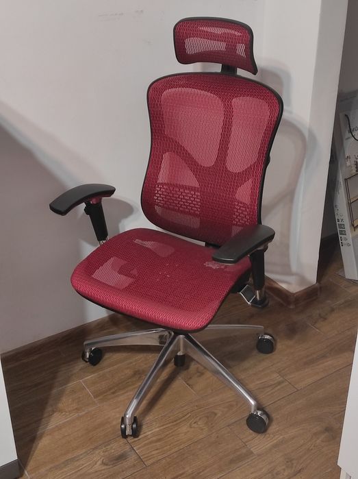 Fotel ergonomiczny biurowy ERGO 500 czerwony