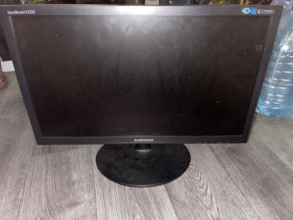 Монитор samsung e2220