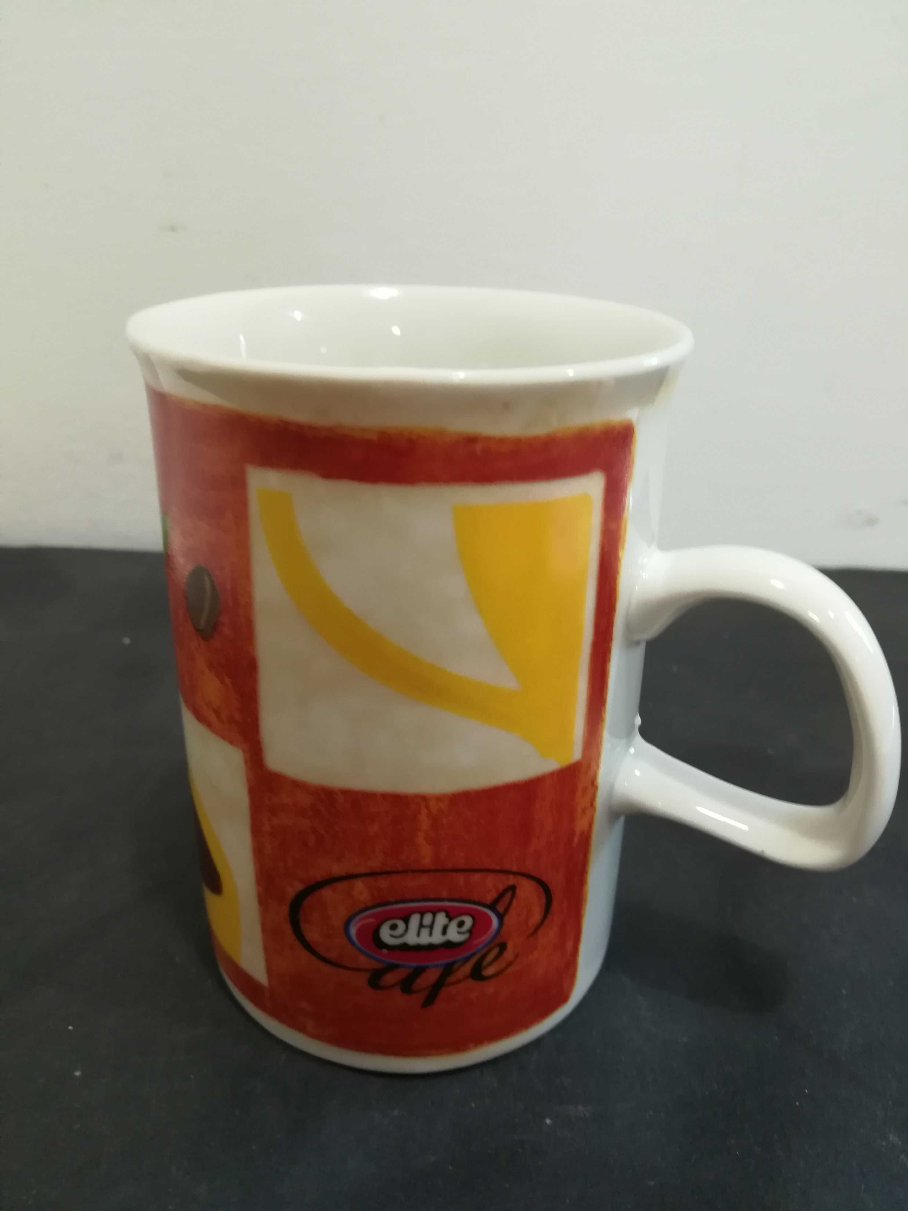 CAFE ELITE kubek z napisem CAFE ELITE