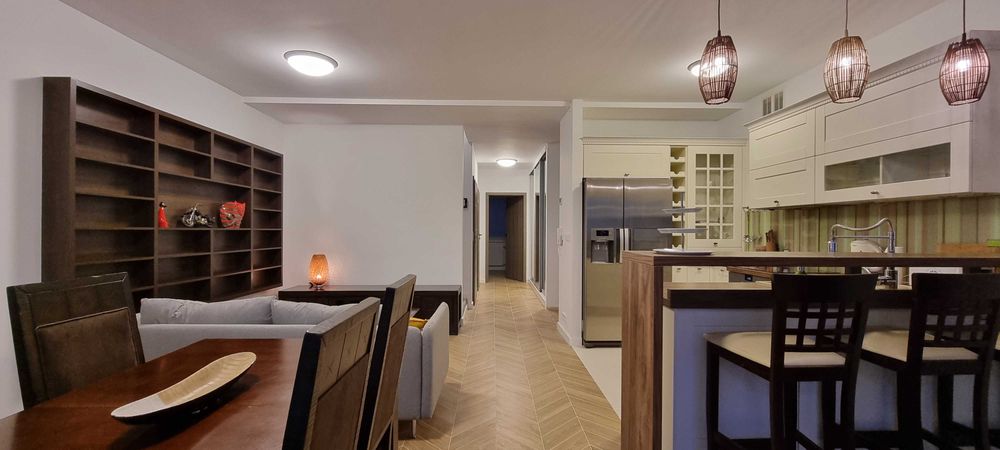 apartament w szeregowcu 116,67 m2 + 2 m. garażowe + miejsce dla gości.