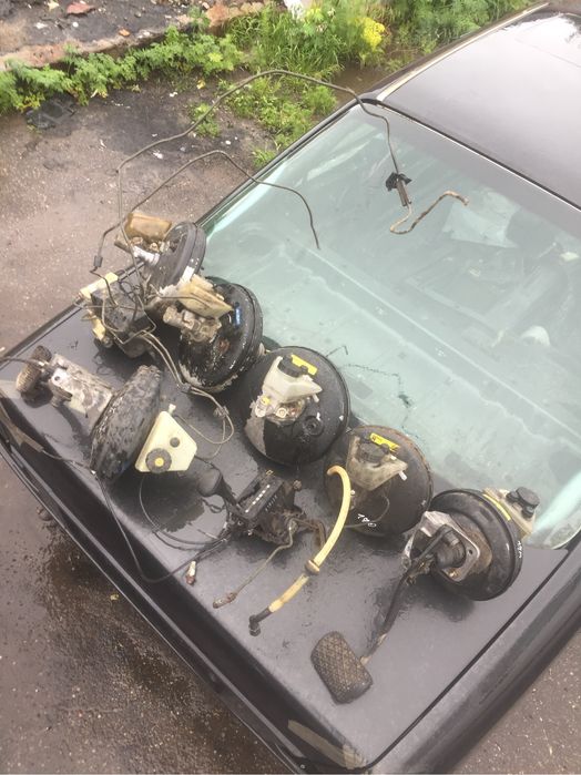 Продам вакуумные цилиндры тормозные мерседес 124-190 W 201