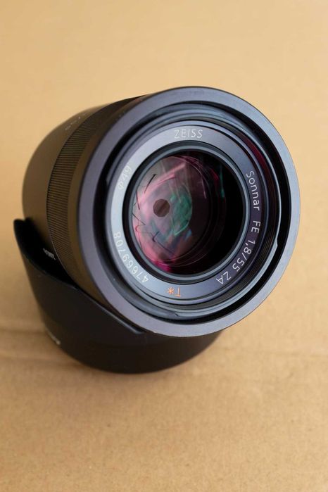 Sony Sonnar T* FE 55mm f/1.8 ZA