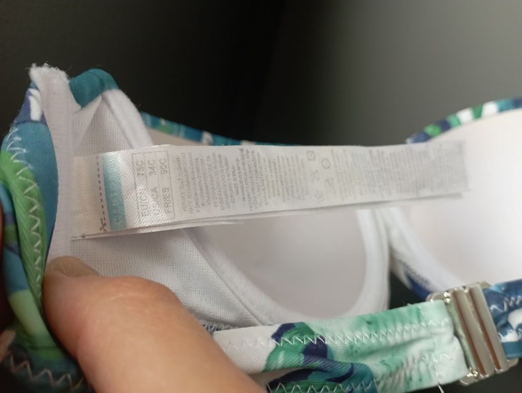 Góra od stroju Censored