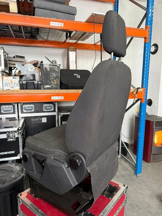 Fotel kierowcy plus ławka przód Ford Transit Custom - ogrzewane.