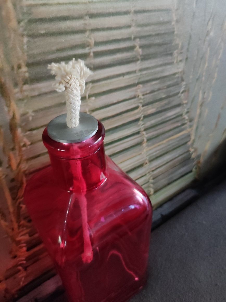 Lampa naftowa w butelce
