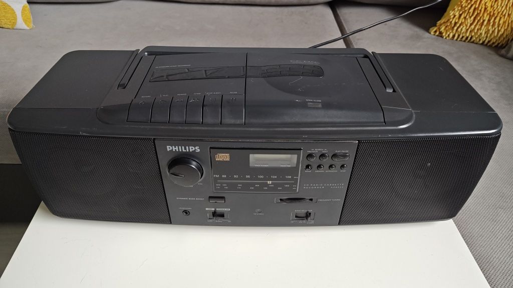Philips AZ8022, radiomagnetofon z CD. Stan bdb.
