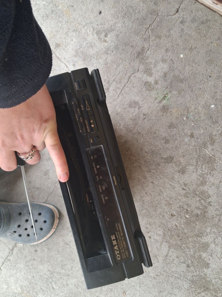 Odtwarzacz VHS otake